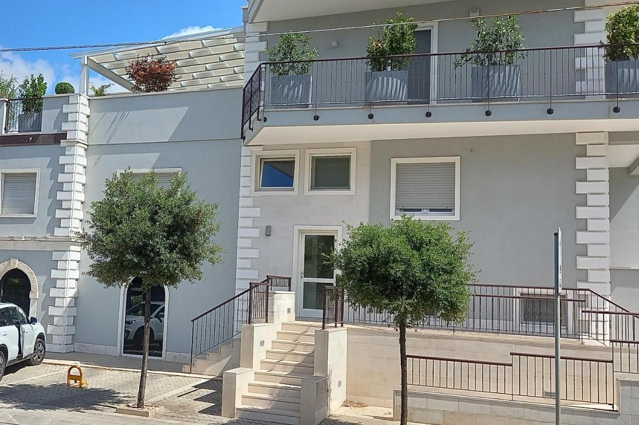 Central Apartment Con Tre Camere Da Letto Locorotondo Exterior foto